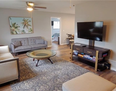 309 Shore T Road - Photo Thumbnail 5