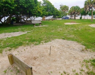 309 Shore T Road - Photo Thumbnail 26