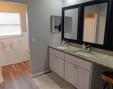 309 Shore T Road - Photo Thumbnail 8
