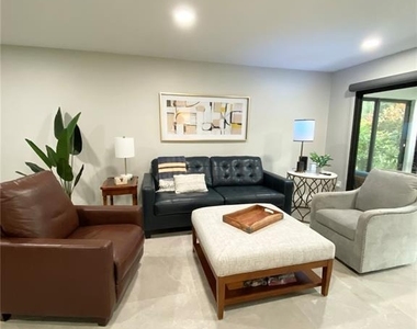 1628 Clower Creek Drive - Photo Thumbnail 7