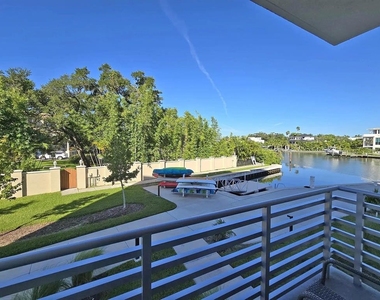 1709 N Tamiami Trail - Photo Thumbnail 26