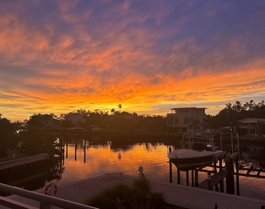 1709 N Tamiami Trail - Photo Thumbnail 18