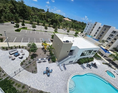 1709 N Tamiami Trail - Photo Thumbnail 31