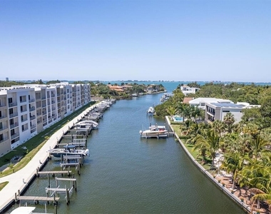 1709 N Tamiami Trail - Photo Thumbnail 22