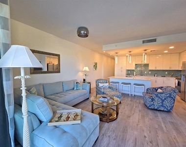 1709 N Tamiami Trail - Photo Thumbnail 7