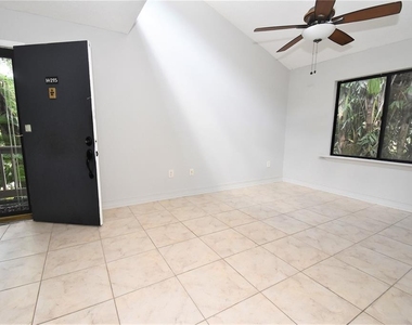 1601 Pelican Point Drive - Photo Thumbnail 15