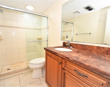 1601 Pelican Point Drive - Photo Thumbnail 12