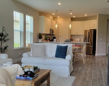 5419 Summit Glen - Photo Thumbnail 12