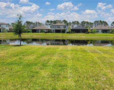 5419 Summit Glen - Photo Thumbnail 11