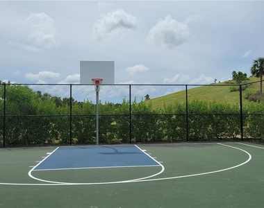 5419 Summit Glen - Photo Thumbnail 32