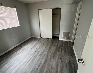 13106 Leisurewood Place - Photo Thumbnail 3