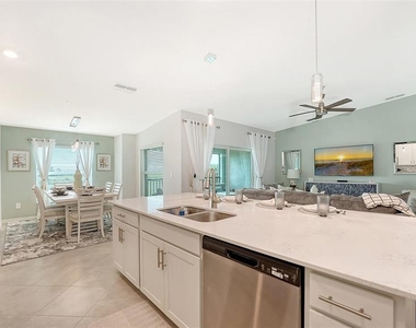 12550 Galapagos Court - Photo Thumbnail 18