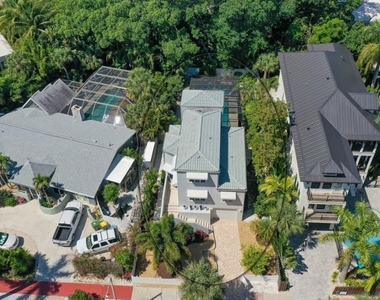 228 Van Buren Drive - Photo Thumbnail 10