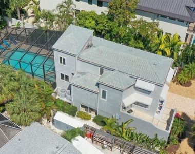 228 Van Buren Drive - Photo Thumbnail 11