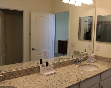 6647 Clairborne Lane - Photo Thumbnail 19