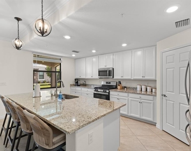 18117 Gawthrop Drive - Photo Thumbnail 10