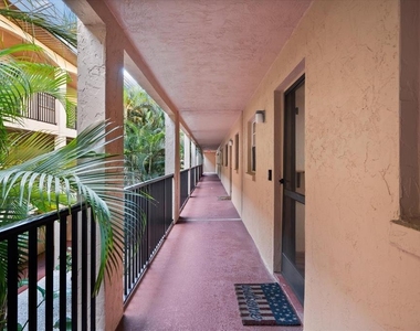 3700 S Osprey Avenue - Photo Thumbnail 1