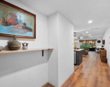 3700 S Osprey Avenue - Photo Thumbnail 2