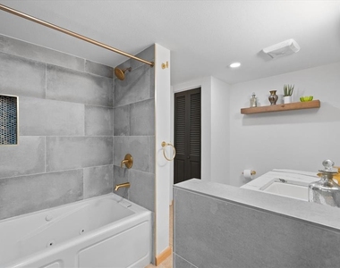 3700 S Osprey Avenue - Photo Thumbnail 23
