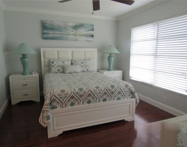 7351 W Country Club Drive N - Photo Thumbnail 26