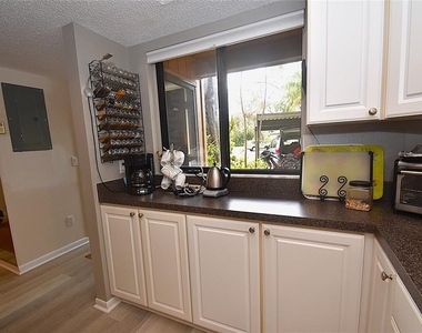 1608 Bayhouse Point Drive - Photo Thumbnail 7
