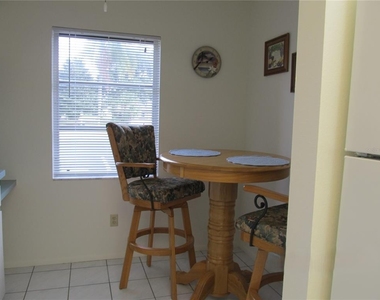 7050 W Country Club Drive N - Photo Thumbnail 14