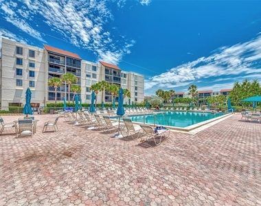 1945 Gulf Of Mexico Drive - Photo Thumbnail 44