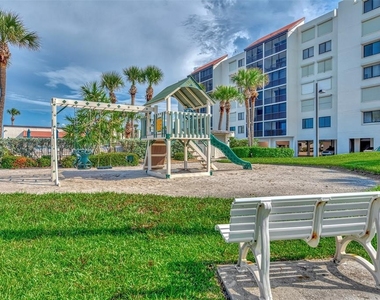 1945 Gulf Of Mexico Drive - Photo Thumbnail 52