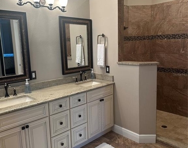 7135 Kensington Court - Photo Thumbnail 11