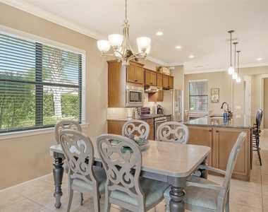 6743 Haverhill Court - Photo Thumbnail 14