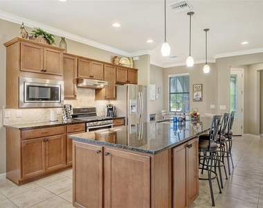 6743 Haverhill Court - Photo Thumbnail 15
