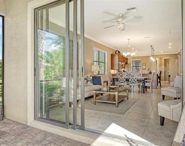 6743 Haverhill Court - Photo Thumbnail 13