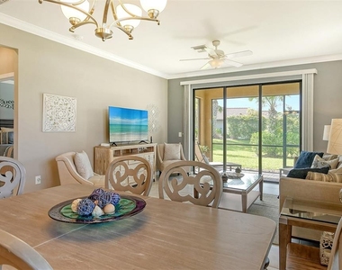 6743 Haverhill Court - Photo Thumbnail 8