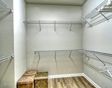 6743 Haverhill Court - Photo Thumbnail 22
