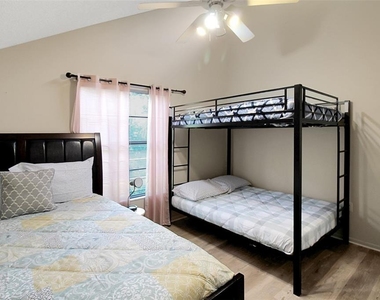 4003 Bayside Court - Photo Thumbnail 27