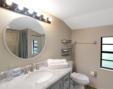 4003 Bayside Court - Photo Thumbnail 38