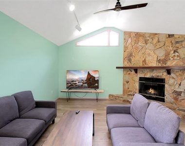 4003 Bayside Court - Photo Thumbnail 11