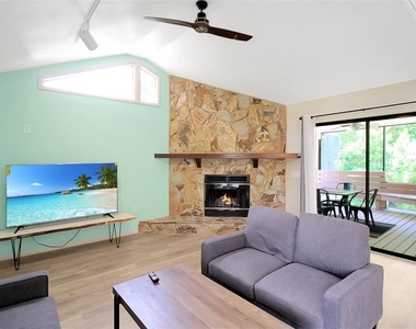4003 Bayside Court - Photo Thumbnail 12