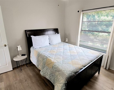 4003 Bayside Court - Photo Thumbnail 31