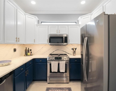 20230 Tesoro Drive - Photo Thumbnail 25