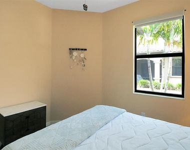 20230 Tesoro Drive - Photo Thumbnail 12