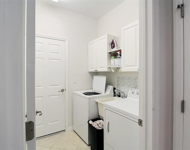 20230 Tesoro Drive - Photo Thumbnail 6