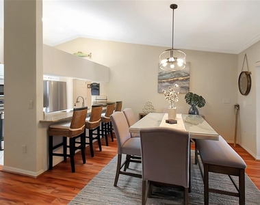 1122 Paraclete Road - Photo Thumbnail 24