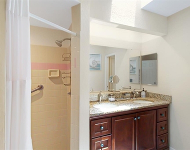 1122 Paraclete Road - Photo Thumbnail 38