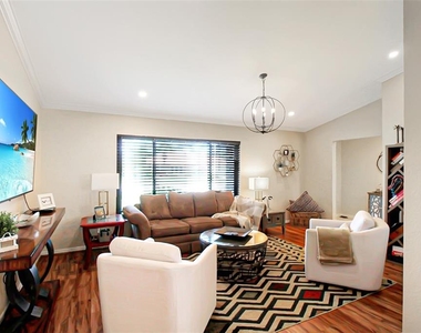 1122 Paraclete Road - Photo Thumbnail 9