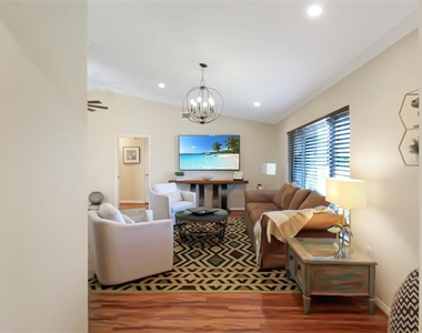 1122 Paraclete Road - Photo Thumbnail 5