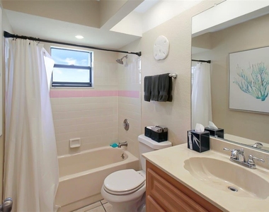 1122 Paraclete Road - Photo Thumbnail 16