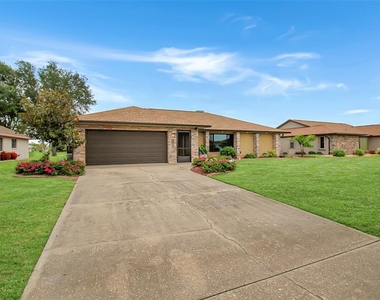 1122 Paraclete Road - Photo Thumbnail 2