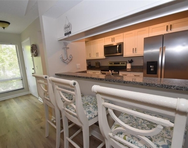 1720 Glenhouse Drive - Photo Thumbnail 10