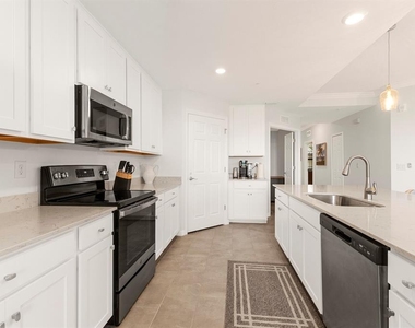 5721 Palmer Circle - Photo Thumbnail 12